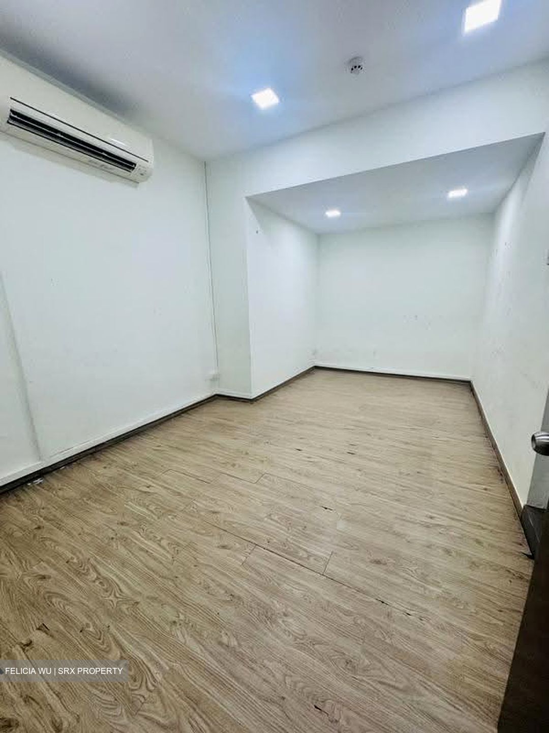 Yishun Street 11 (D27), Shop House #626450441
